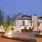 Il Girasole Oda ve Kahvaltı 4*