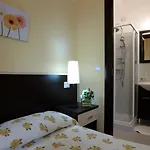 Il Girasole Oda ve Kahvaltı 4*