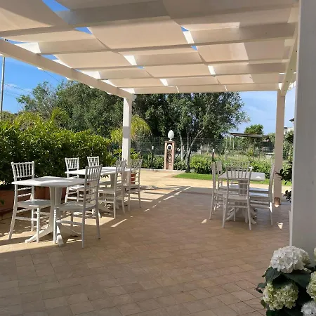 Il Girasole Oda ve Kahvaltı 4*