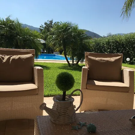 Il Girasole Oda ve Kahvaltı 4*